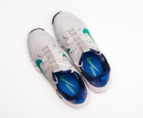 Nike Free Metcon 4 серые. Вид 3