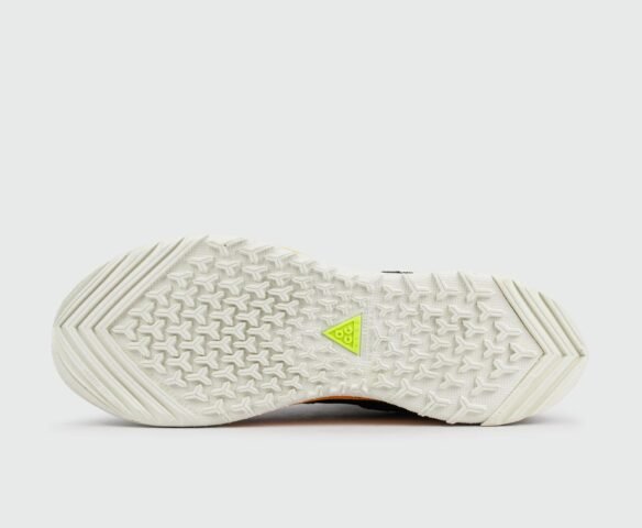 Nike ACG Terra Antarktik White Yellow Wmns. Вид 4