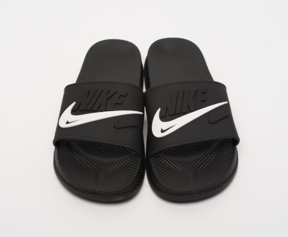 Сланцы Nike QW6. Вид 4